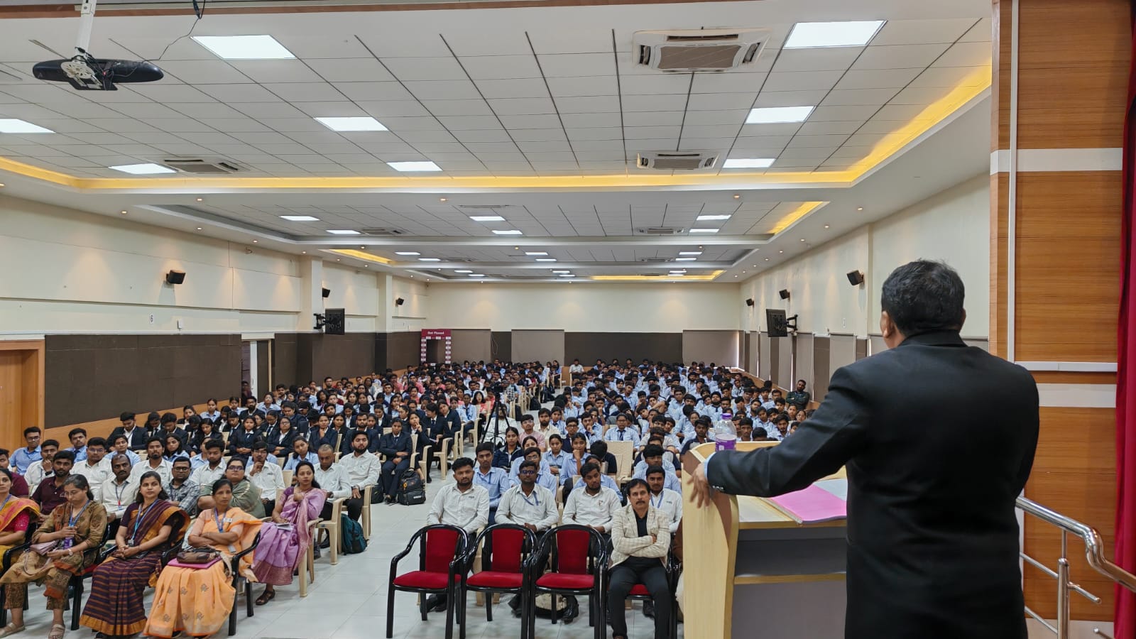 Dr. Mahesh Bhagwat Session